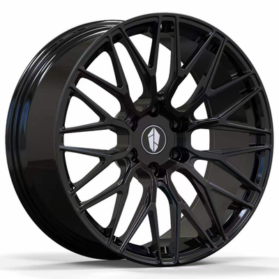 De Gesmede Wielen v-FF 107 van VORSTEINER Monoblock voor Tank 300 SUV