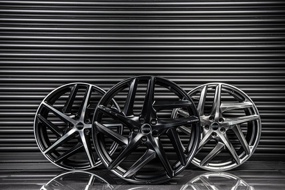 RANGE ROVER-TYPE 52 RS Gesmede Wielen 23 van SPORTmonoblock Khan“