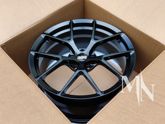 BBS FI R Custom gesmeed zwarte wielen velgen voor BMW M2 M3 beschikbaar