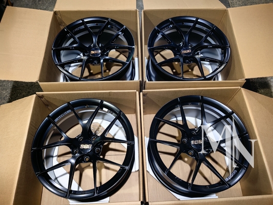 BBS FI R Custom gesmeed zwarte wielen velgen voor BMW M2 M3 beschikbaar