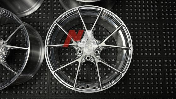BMW Gesmede Velgen Gepolijst Zilver Geborsteld Oppervlak Voor F87 F80 F82 F90 M2 M3 M4 M5