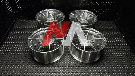 BMW Gesmede Velgen Gepolijst Zilver Geborsteld Oppervlak Voor F87 F80 F82 F90 M2 M3 M4 M5