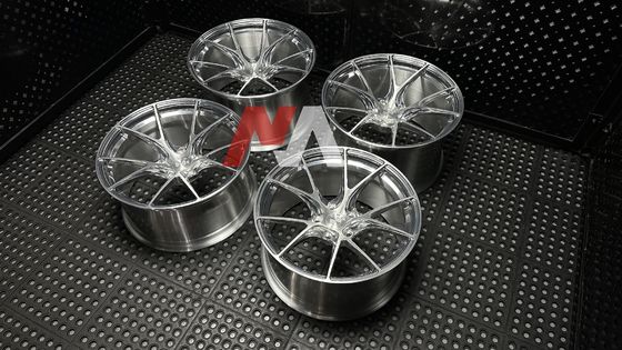 BMW Gesmede Velgen Gepolijst Zilver Geborsteld Oppervlak Voor F87 F80 F82 F90 M2 M3 M4 M5